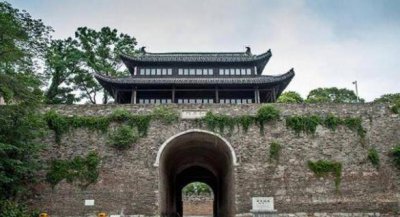 ​历史上定都南京的王朝为何都不长久？