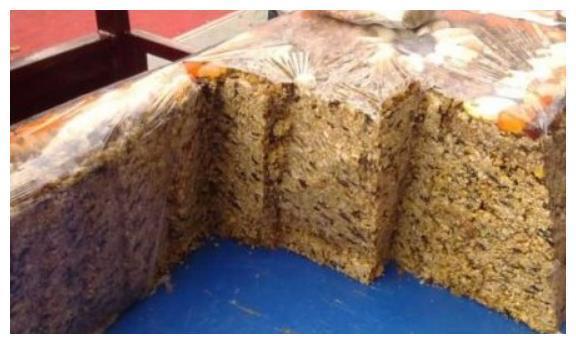 外地人惧怕的切糕,在新疆本地只要60元一斤,网友却称“伤不起”