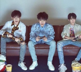 ​千玺和王俊凯什么关系(王源易烊千玺的关系)