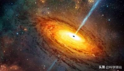 ​为什么每个星系中心都有黑洞（星系中央普遍有巨型黑洞存在）