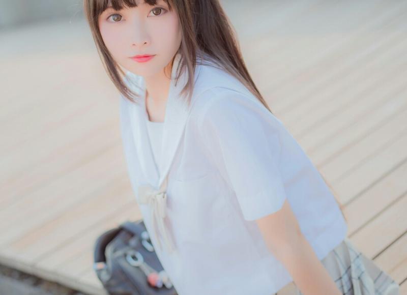 白敬亭吐了，白敬亭为了保持身材曾做过减肥最危险的嚼吐