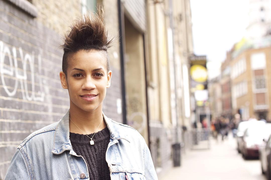 多米尼克·蒂珀个人资料写真作品