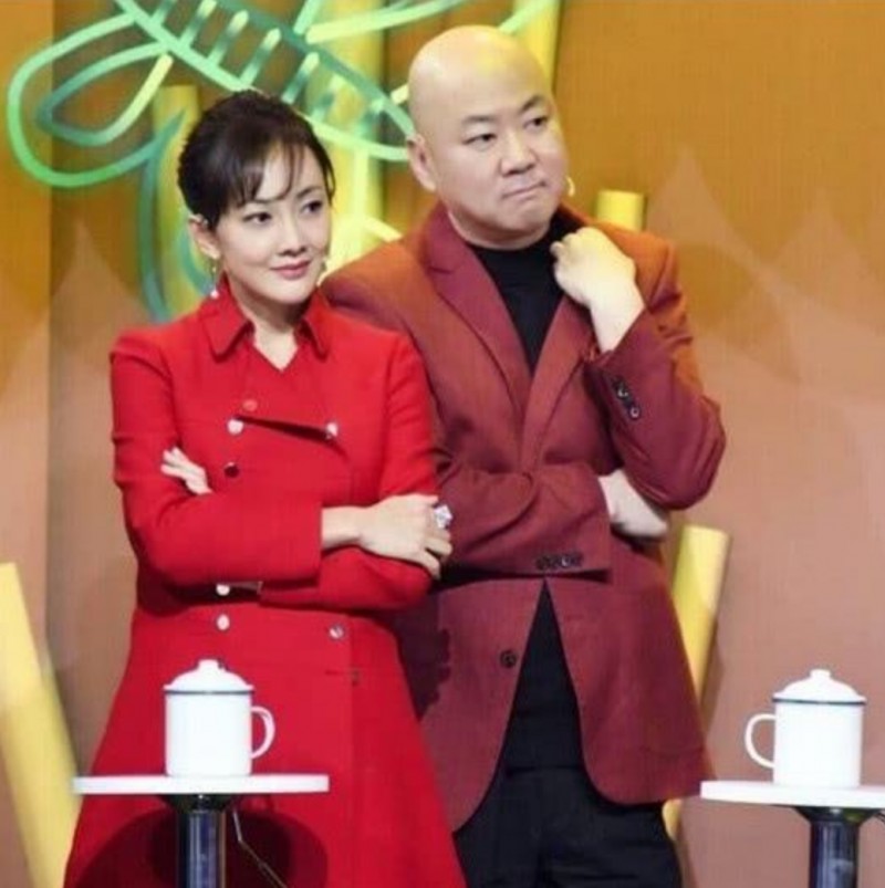 牛莉的丈夫是谁（47岁牛莉罕晒神秘老公）