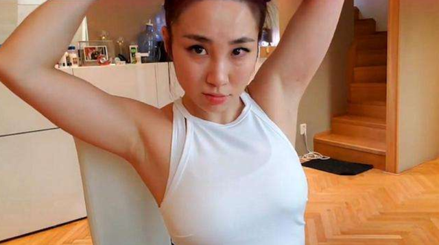 为什么明星的腋下都很光滑(明星的腋窝为什么那么光滑)  第6张