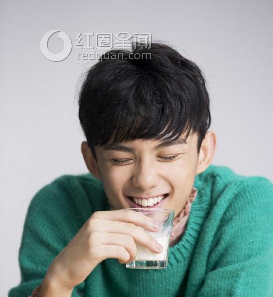 吴磊的女朋友是谁照片曝光 吴磊和陈乔恩什么关系