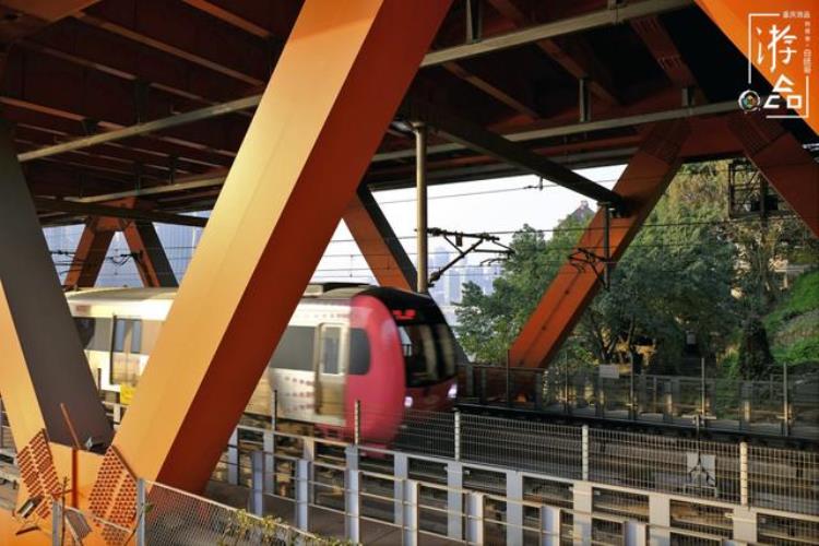 重庆轻轨还是单轨,单轨列车和轻轨的成本