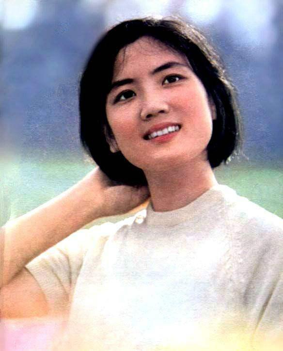 曾迷倒亿万国人的一代女神，塑造经典无数，如今移居海外安享晚年