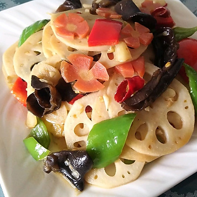 藕片怎么炒好吃（东古家味美食家常炒藕片）