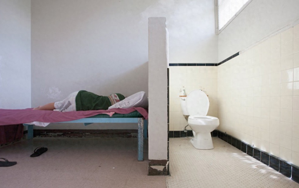 记录美国少管所里，那些缺爱少女的真实状态