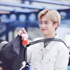 闫桉怎么读资料介绍机场事件是什么 闫桉身体怎么了得了什么病