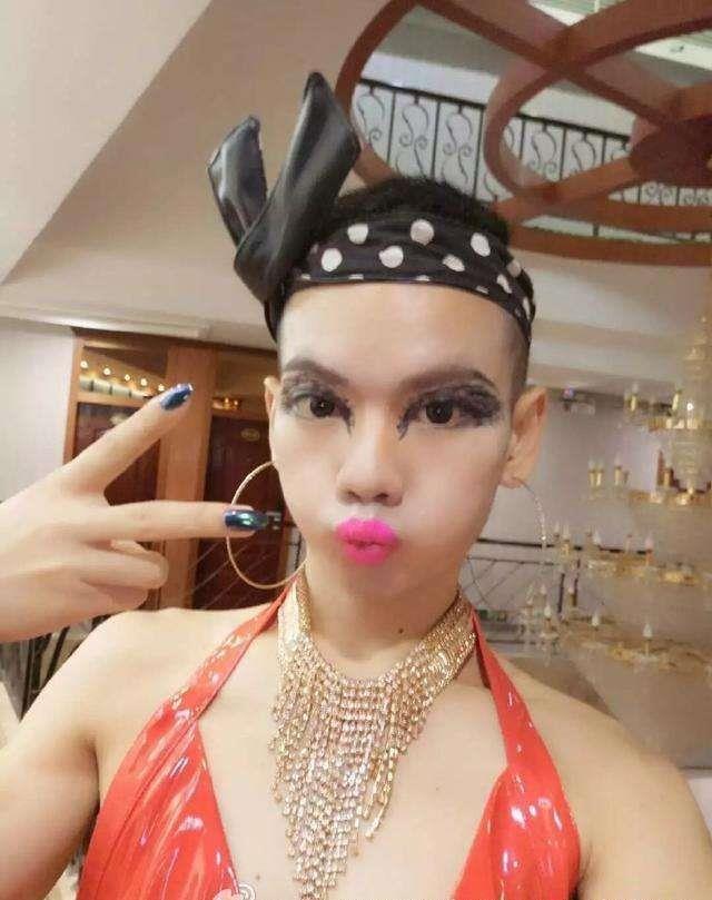 深圳辣眼睛男神西红士月收入快手怎么不见了 西红士的父母怎么看