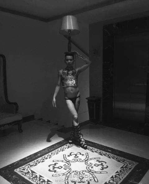 深圳辣眼睛男神西红士月收入快手怎么不见了 西红士的父母怎么看