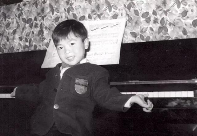 甄子丹曾为她抛妻弃子万绮雯（甄子丹给前妻抚养费）(3)