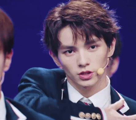 《青春有你》李文瀚人气火爆 网友:谁能笑到最后还说不一定!