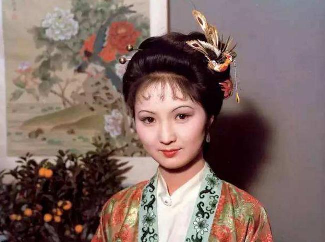 红楼梦里的人全是鬼（探索红楼梦中诡异事件）