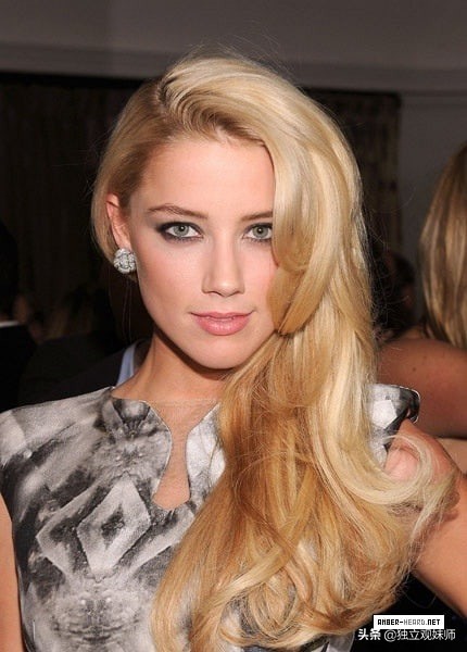 环球美女：艾梅柏·希尔德（Amber Heard）