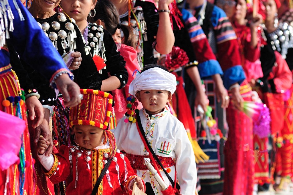 景颇族的传统节日：目瑙纵歌