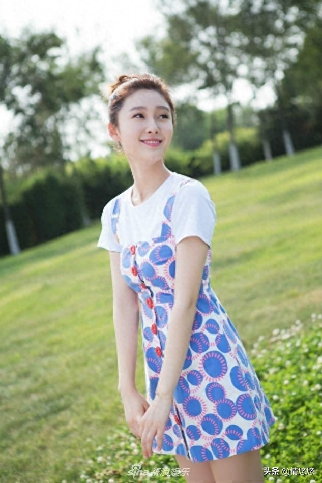 王子璇最新清新写真曝光 尽显灵动俏皮 