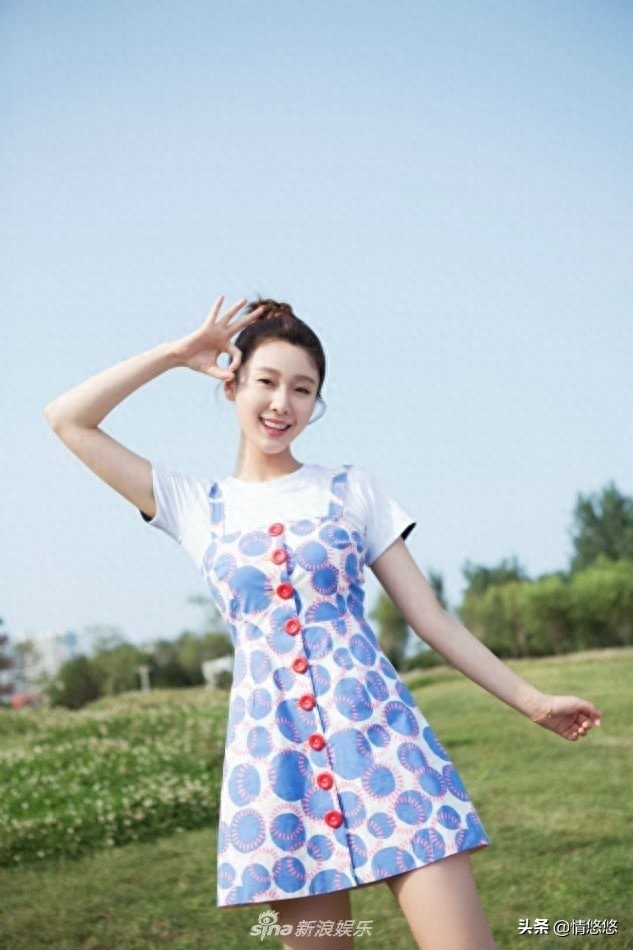 王子璇最新清新写真曝光 尽显灵动俏皮 