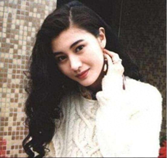 李嘉欣：从拜金小三到人生赢家，香江第一美人的传奇人生