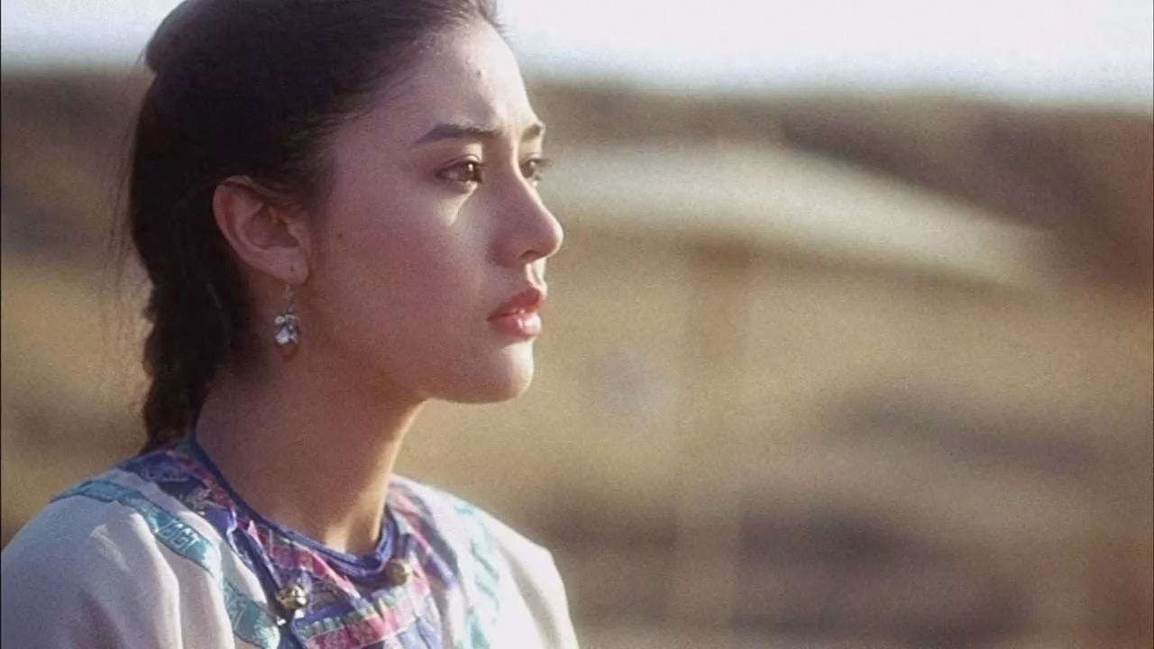 李嘉欣：从拜金小三到人生赢家，香江第一美人的传奇人生