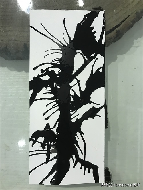 儿童创意美术：肌理画--九千九百九十九岁的老奶奶