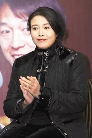 打了多次胎的女明星丁嘉丽(丁嘉丽和孙红雷的情爱纠缠)