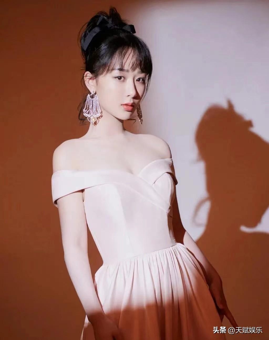 杨紫个人资料简介详细(演艺圈影视女演员——杨紫)