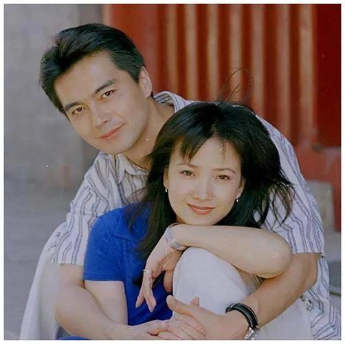 何晴个人资料简介（51岁患癌被二婚老公宠上天）(20)