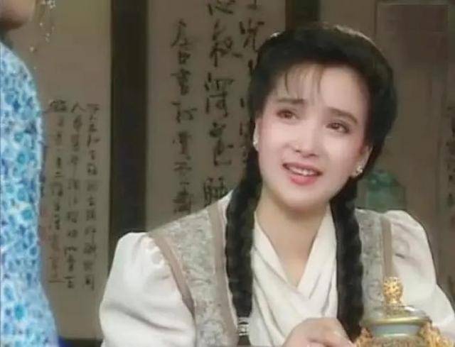 何晴个人资料简介（51岁患癌被二婚老公宠上天）(14)