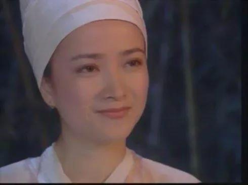 何晴个人资料简介（51岁患癌被二婚老公宠上天）(3)