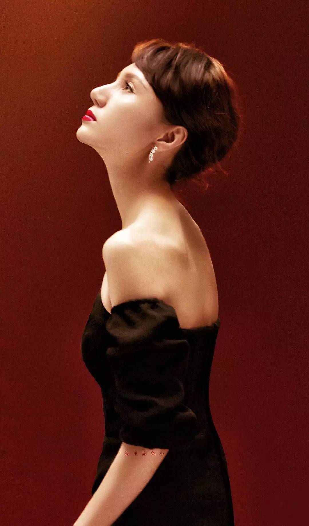 鹅蛋脸明星_什么是鹅蛋脸_鹅蛋脸变瓜子脸