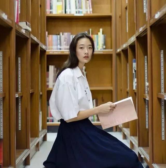 鹅蛋脸变瓜子脸_鹅蛋脸明星_什么是鹅蛋脸