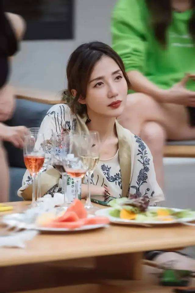 被禁播的mv介绍（MV因大尺度被禁）