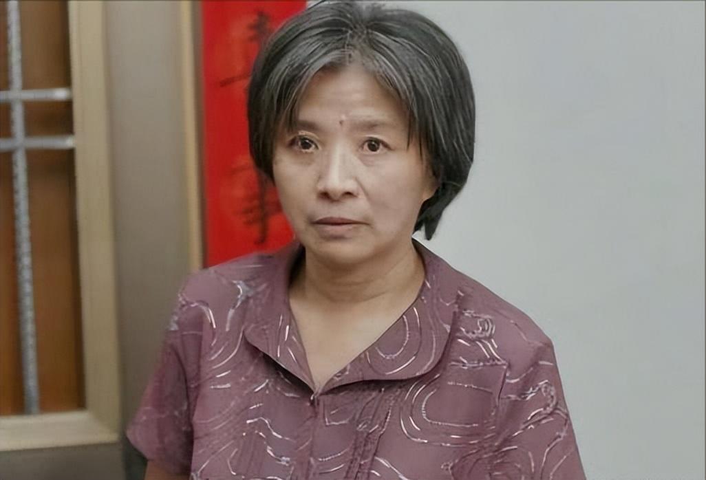 迟蓬主演所有电视剧（迟蓬简历及个人资料简介）