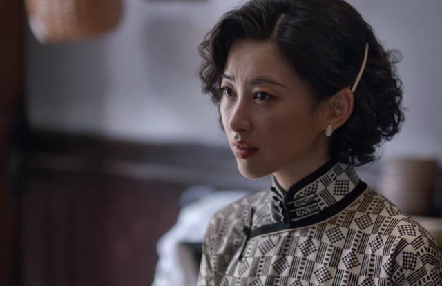 叛逆者蓝心洁简介（叛逆者蓝心洁的结局）(1)