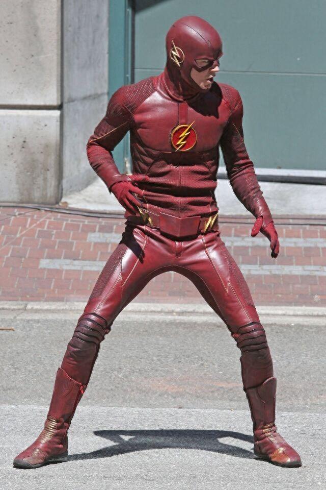 《闪电侠》第五季已在上月于温哥华开拍，预计10月回归