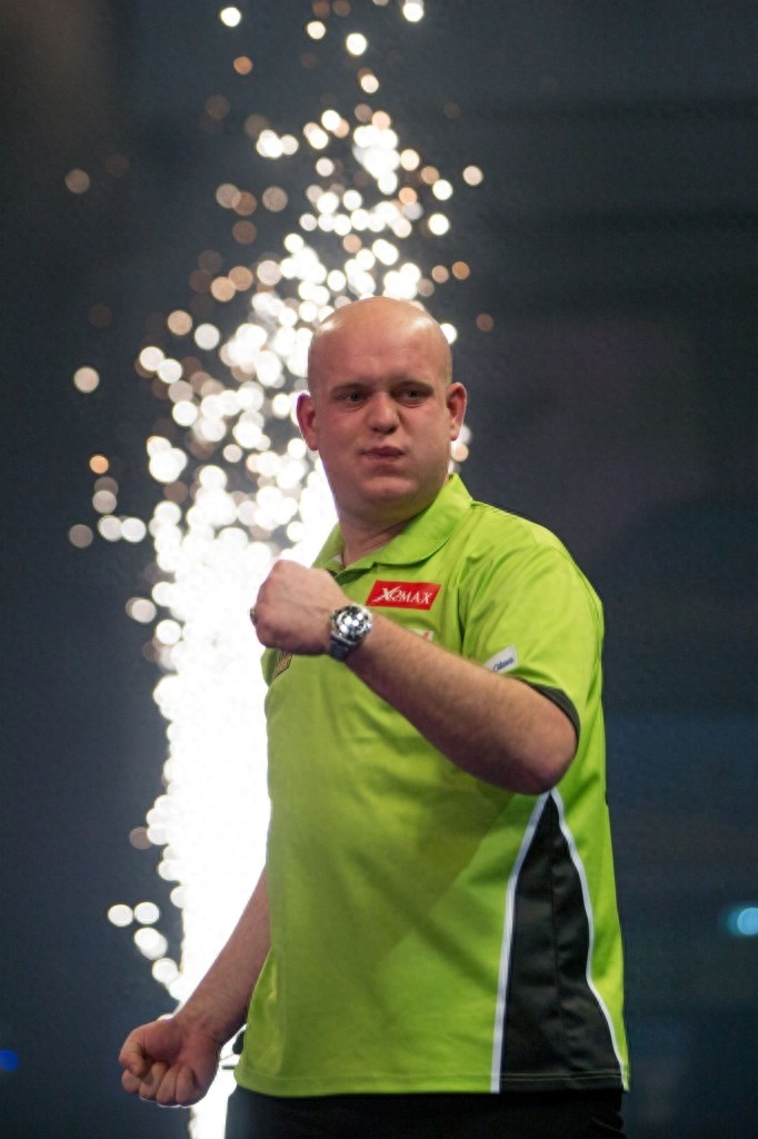 飞镖——范赫尔文获世锦赛冠军