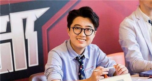 邱晨怎么了为什么被点名批评?邱晨说了啥发表过哪些言论为何道歉