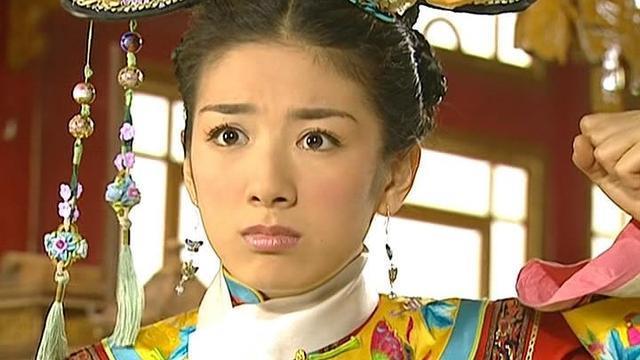 《还珠格格3》中小燕子为什么不再讨喜？这个锅黄奕不背
