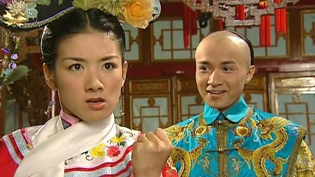 《还珠格格3》中小燕子为什么不再讨喜？这个锅黄奕不背